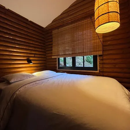 Holiday home Fireplace And Modern Amenities La Roche-en-Ardenne