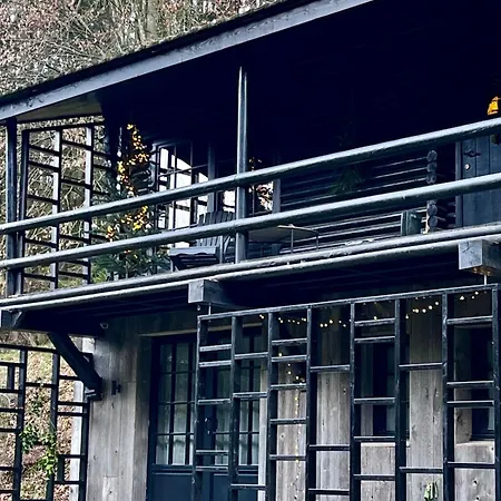 Fireplace And Modern Amenities