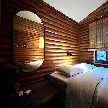 Holiday home Fireplace And Modern Amenities La Roche-en-Ardenne